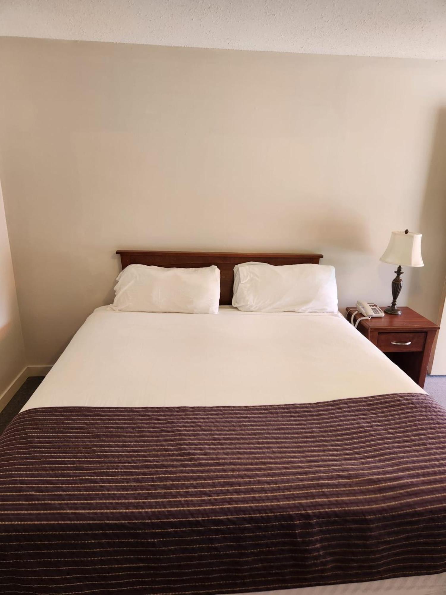 Grantview Inn Surrey Bagian luar foto